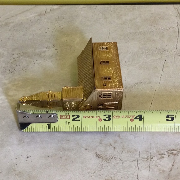 Antique gold church Christmas ornament - Picture 10 of 10